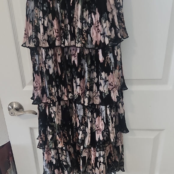 Vici Strapless Floral Black Dress - Picture 4 of 8
